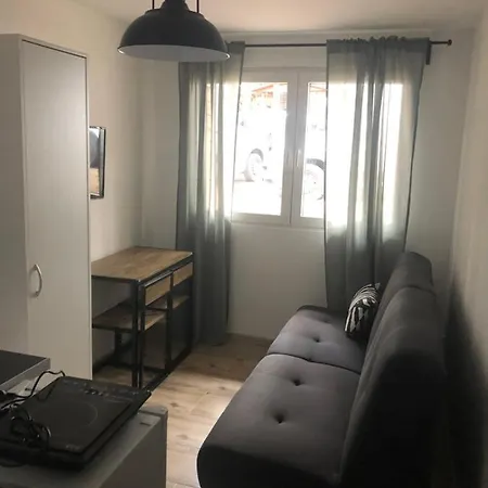 Z Widokiem Na Jezioro * 波伊兹