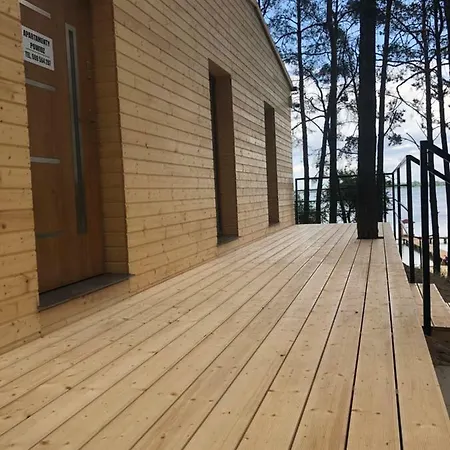 Z Widokiem Na Jezioro *